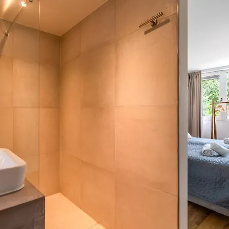Orchismient 17 Villa